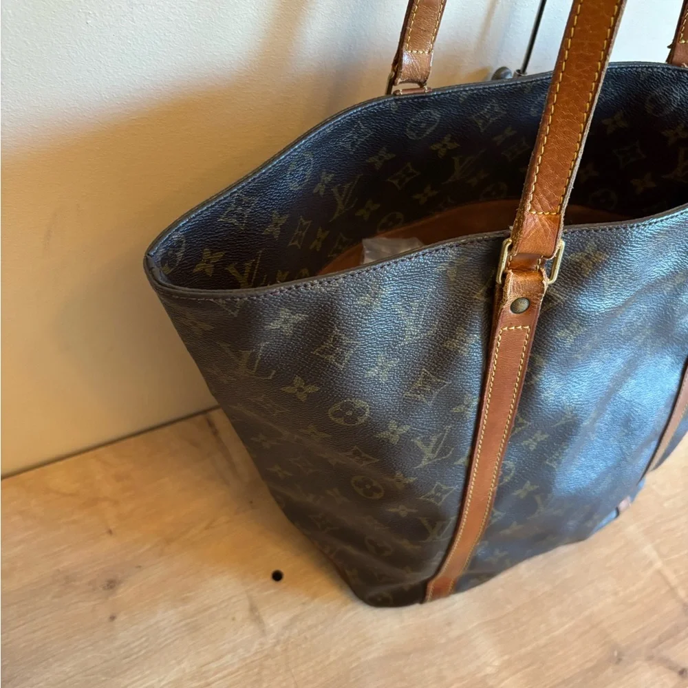 Authentic Louis Vuitton sac shopping large bag - Picture 4 of 9